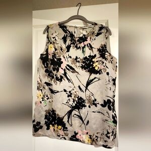 Sleeveless Liz Claiborne blouse with large print floral
